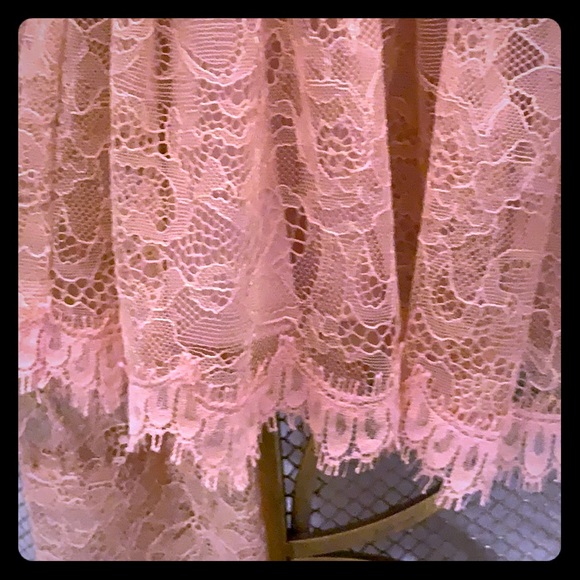 BCBG Lace Top Peplum Floral Appliqué Silk S - Picture 4 of 4